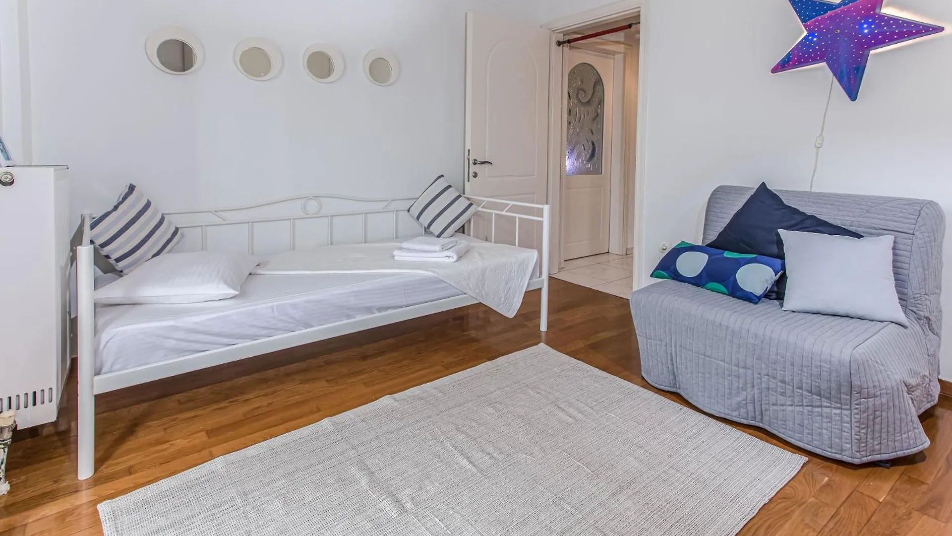 Celestial Garden-Thessaloniki'S Modern, Eclectic Penthouse With An Amazing View And Veranda Thessaloniki